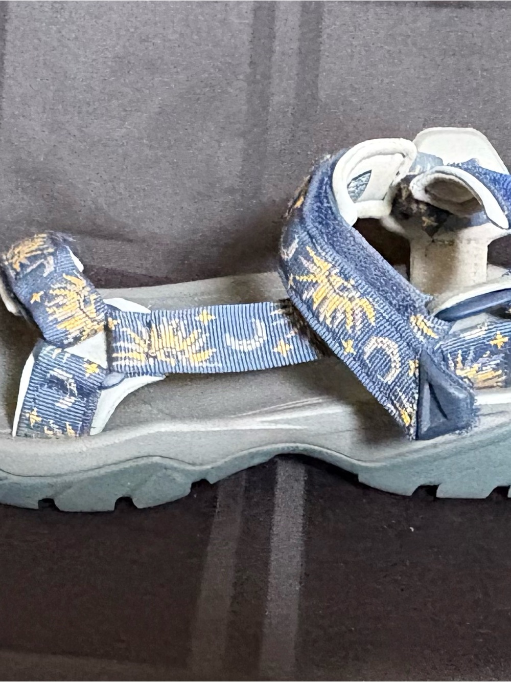 Teva Terra FI 5 Universal Blue Sun & Moon Insignia Sandals Size 10
